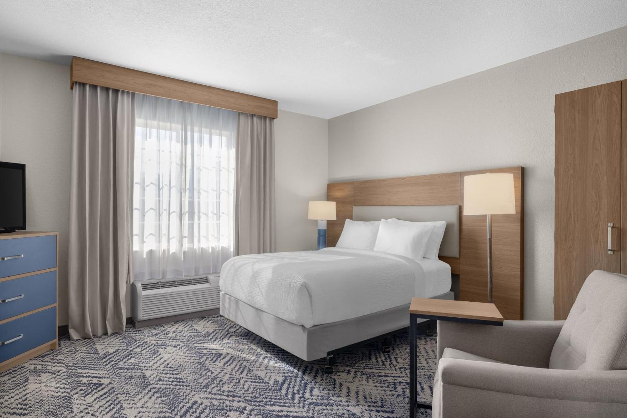 Candlewood Suites Alexandria By Ihg Exterior foto